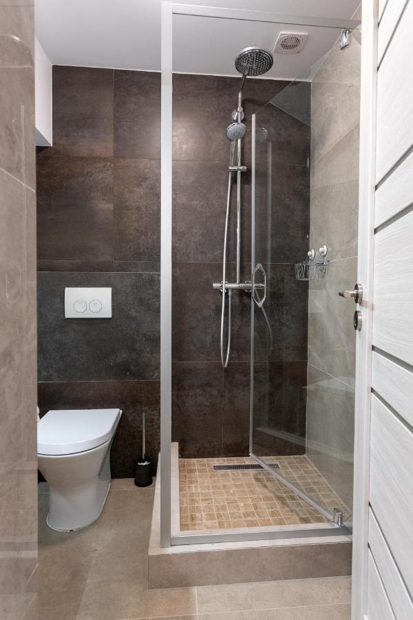 Corso Apartments B&B Фокшаны Экстерьер фото