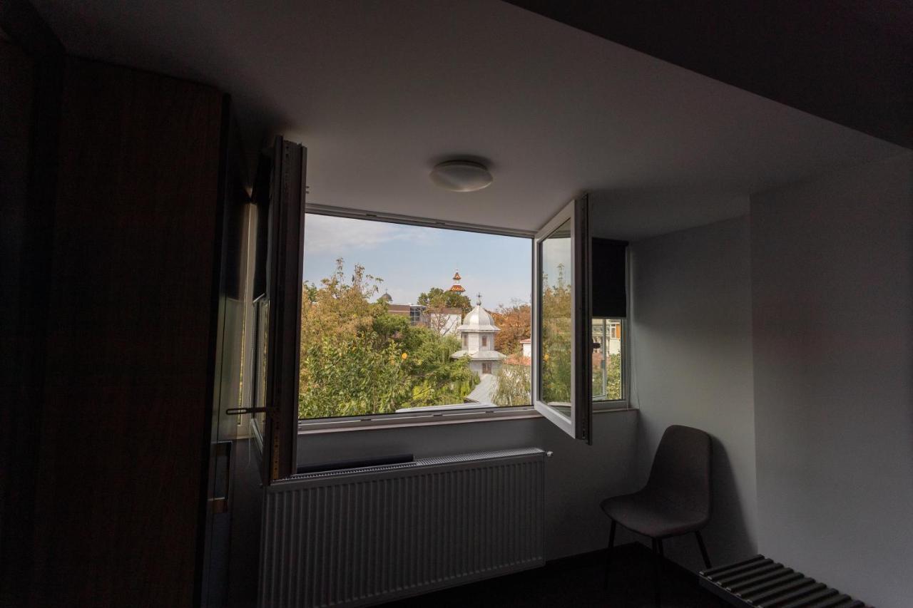 Corso Apartments B&B Фокшаны Экстерьер фото